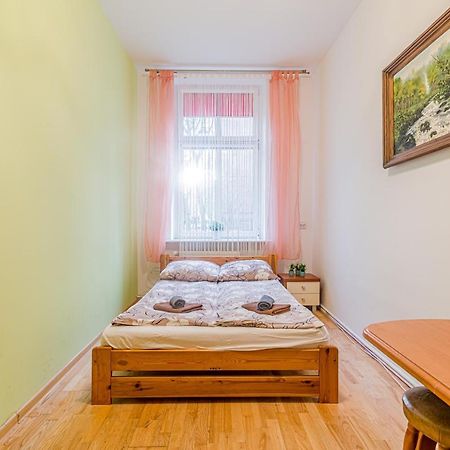 Room Near The Center 格但斯克 外观 照片