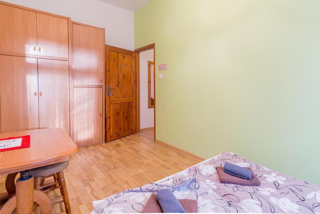 Room Near The Center 格但斯克 外观 照片