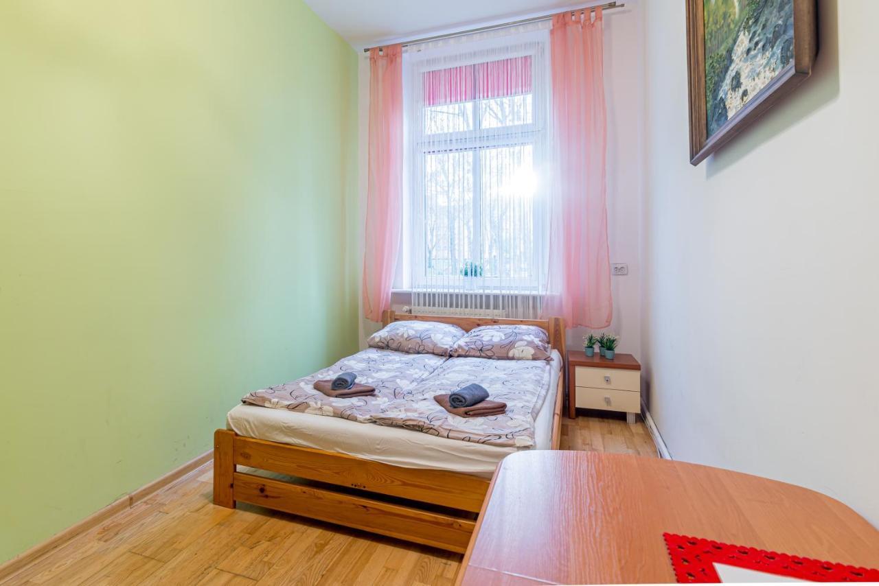 Room Near The Center 格但斯克 外观 照片