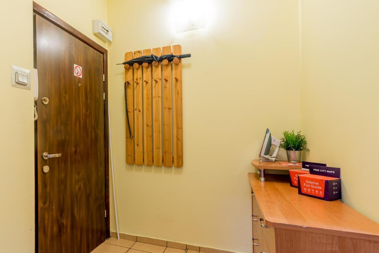 Room Near The Center 格但斯克 外观 照片